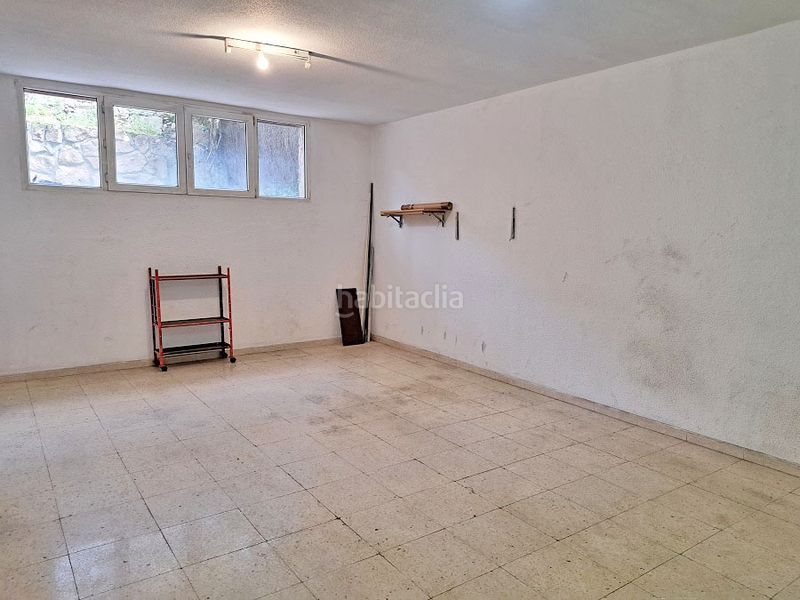 Foto 67fe5384-7beb-4552-aaa7-93743c502e57. Casa aparellada amb xemeneia calefacció aparcament piscina a Torrelodones