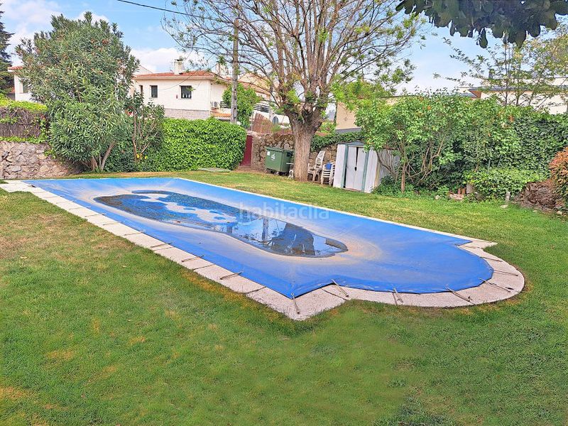 Foto 8c1a82e3-711b-4855-9609-807aca555a06. Casa aparellada amb xemeneia calefacció aparcament piscina a Torrelodones