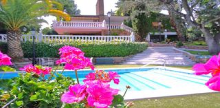 Chalet in Salud y Alegría - El Lago. Chalet en torrelodones, zona salud y alegria