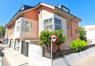 Affitto Duplex in Calle real 31. Piso en torrelodones pueblo