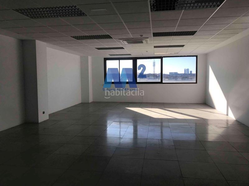 Foto b4bbe513-3096-4b21-a8dc-90da5489de45. Miete büro mit parking in Zona Industrial Alcobendas