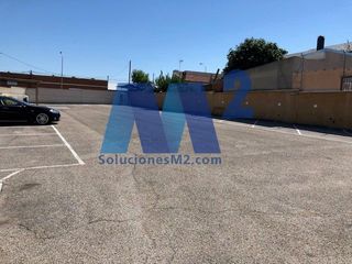 Terreny residencial a Rejas. Campa con instalaciones en rentabilidad