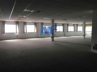 Affitto Ufficio  Juan de la cierva. Oficina en alquiler en coslada de 1.100 m