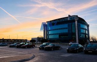 Affitto Ufficio in Montserrat-Parque Empresarial. Edificio en venta y alquiler en parcela de 5.221 m2