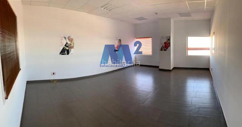 Foto 06ee8bc7-24b1-4cd9-abfa-e2f008d6132e. Location bâtiment à usage industriel dans Fontanar