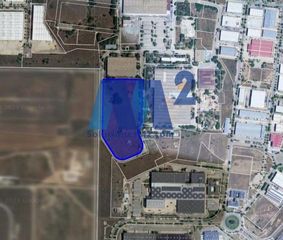 Terreny residencial a La Garena. Parcela industrial en venta