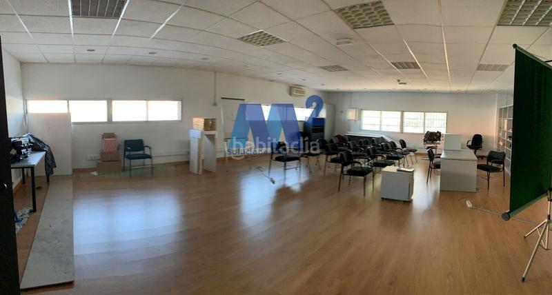 Foto 10b1b5d8-1a3b-42a3-a8a9-c36decdf4752. Nau industrial a Estación Coslada