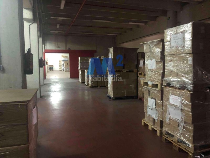 Foto f7d404d2-eff5-4e38-862d-e8fe900784c0. Fabrikhalle in Villaverde Alto Madrid