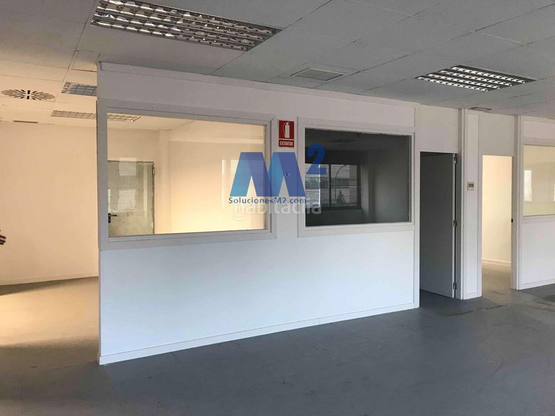 Foto 276d7b4a-f901-4508-be22-ec3685c6a854. Lloguer oficina a Zona Industrial Alcobendas