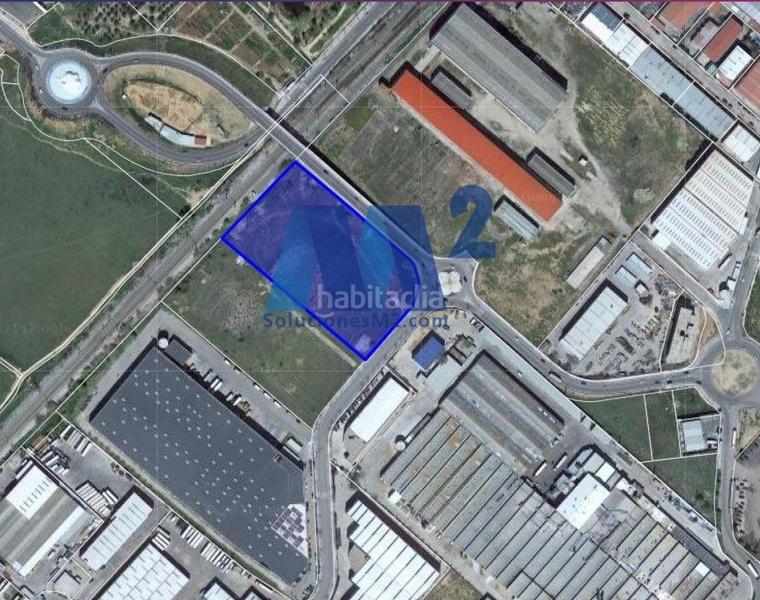 Foto eff8e658-aeef-498e-9afa-f1b65f9b51c8. Fondo rustico in La Estación Azuqueca de Henares