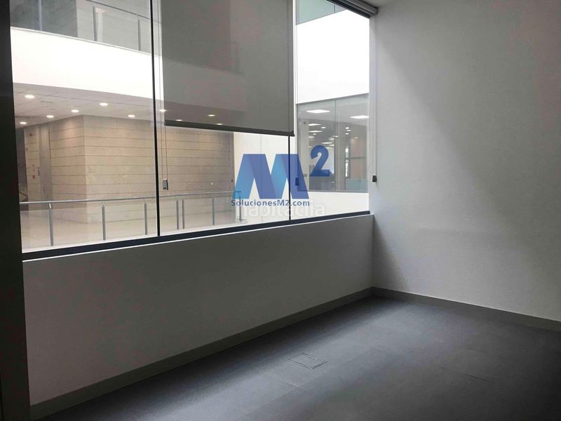 Foto d661f1fb-63fc-429f-9401-cec484b98098. Miete büro in Zona Industrial Alcobendas