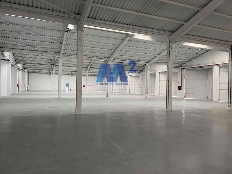 Foto 5b260297-e6a6-4205-93a4-6c04bef1fd6d. Nave industrial en El Barral Ferial Coslada