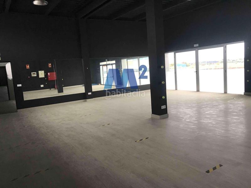 Foto 143edb0c-ec4e-40ee-94e9-bc409b67abce. Location bureau dans Peñagrande Madrid