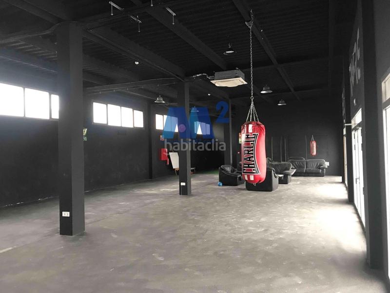 Foto 2be59dc8-9b95-4ac8-ba67-9f7f145d1630. Location bureau dans Peñagrande Madrid