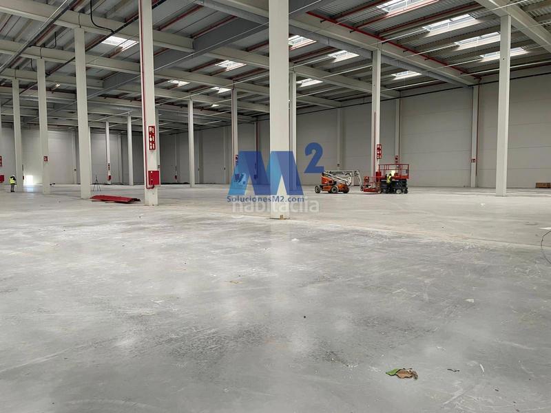 Foto a84c6b4d-3155-4b78-87ba-a8014983ef25. Lloguer nau industrial a Montserrat-Parque Empresarial San Fernando de Henares