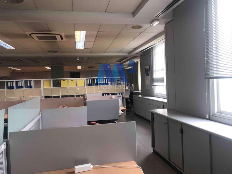 Foto c710b7d7-ce68-4a65-a90b-eab9ced9b4a3. Oficina a Tres Olivos-Valverde Madrid