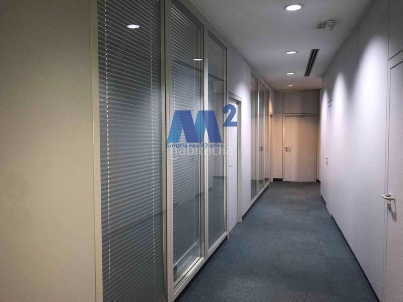 Foto dc8a079b-6d1e-43d6-95a9-1af43a320292. Oficina a Tres Olivos-Valverde Madrid