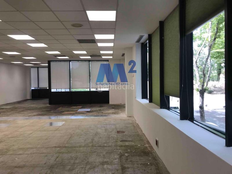 Foto c876d312-4598-4045-b7e6-ed36bdc3577e. Miete büro in Polígono Industrial-Norte San Sebastián de los Reyes