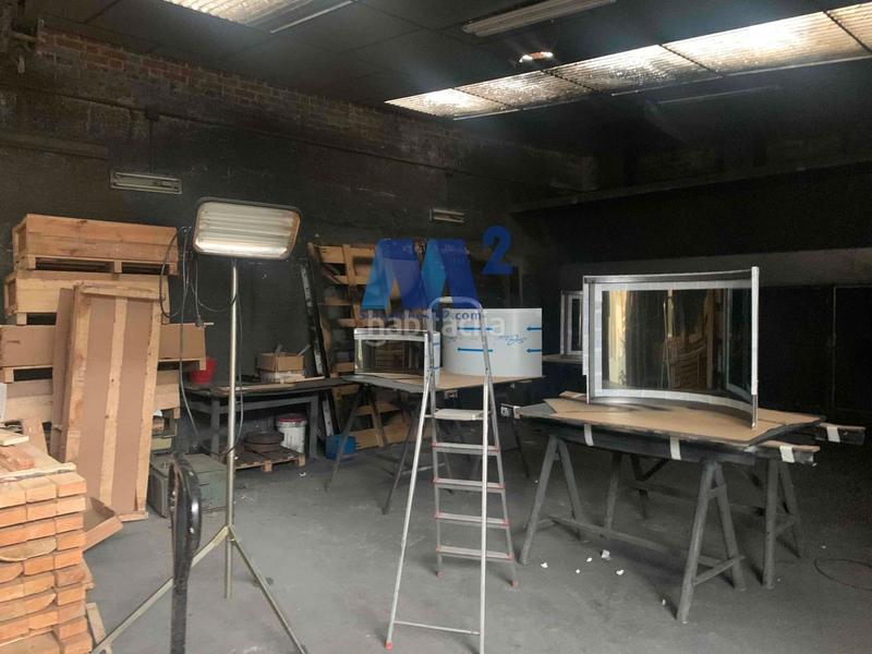 Foto 60bbea72-4b55-46ec-84af-31da91ffc3ea. Nau industrial a Estación Coslada