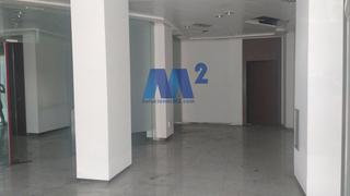 Local Comercial en La Alhndiga. En getafe