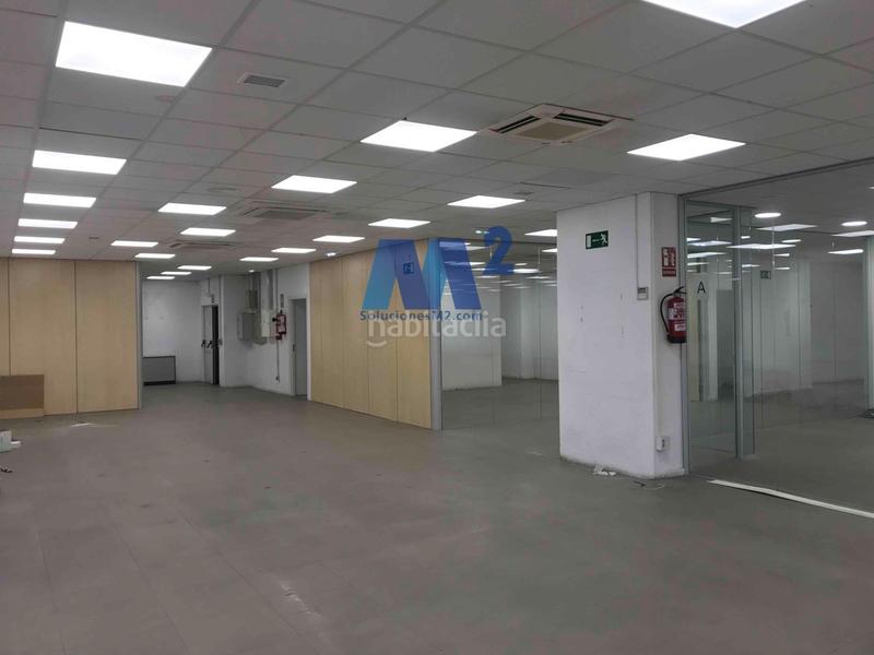 Foto 1301b736-6b8c-46b7-9a95-dd8f58317e37. Bureau dans Simancas Madrid