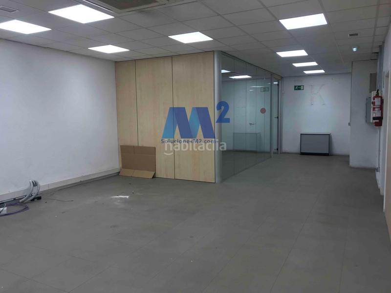 Foto c939f71d-9b2a-4129-9bd0-83946ca5db67. Bureau dans Simancas Madrid