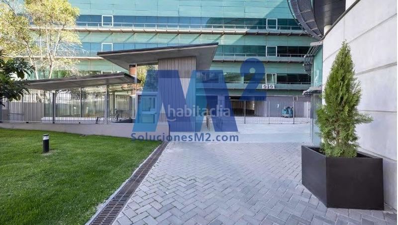 Foto 6e299f4f-bcb9-4722-9440-b44dbfb6fb9f. Alquiler edificio en Simancas Madrid