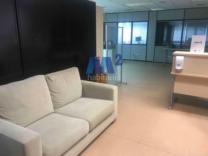 Foto 1896e607-232f-486c-aa7b-ef0ded8e6126. Rent office space with parking in El Barral Ferial Coslada