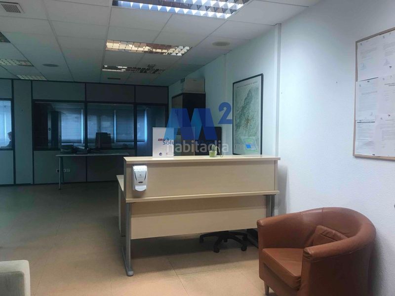 Foto e22237d6-20f2-43a3-a168-6301ed5da49d. Rent office space with parking in El Barral Ferial Coslada