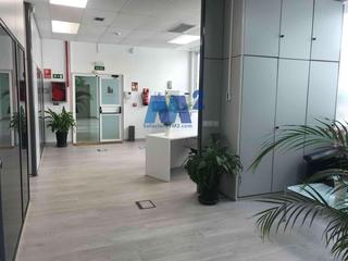 Office space in Estación-Centro. En tres cantos