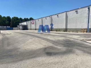 Lloguer Nau industrial a Estación. Nave comercial en alquiler