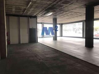 Alquiler Local Comercial en Zona Industrial. En alcobendas