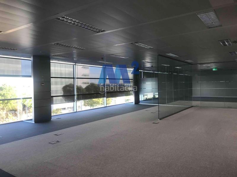 Foto 253ae309-099e-440a-9728-45e1d0b66bc5. Rent office space with heating parking in Arroyo de la Vega La Moraleja