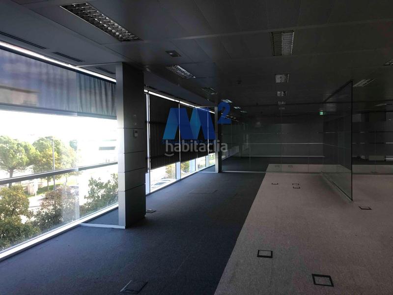 Foto 9ec13cc6-c641-4dfa-8f6c-254d351facfd. Rent office space with heating parking in Arroyo de la Vega La Moraleja