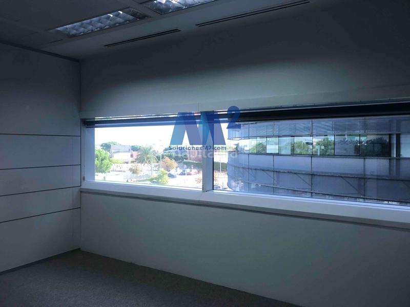 Foto fb043aa1-03c1-45a2-8b15-9315b0d5191f. Rent office space with heating parking in Arroyo de la Vega La Moraleja