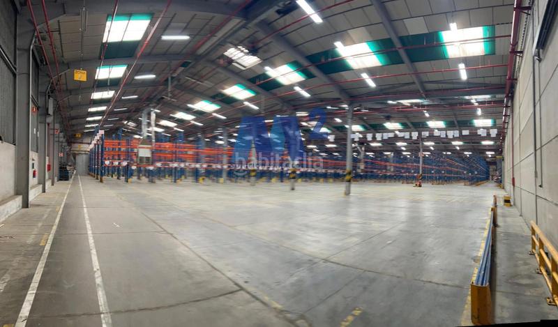 Foto af1c7d8c-66a2-4cbf-b4eb-7d1a00029a34. Lloguer nau industrial a Estación Valdemoro