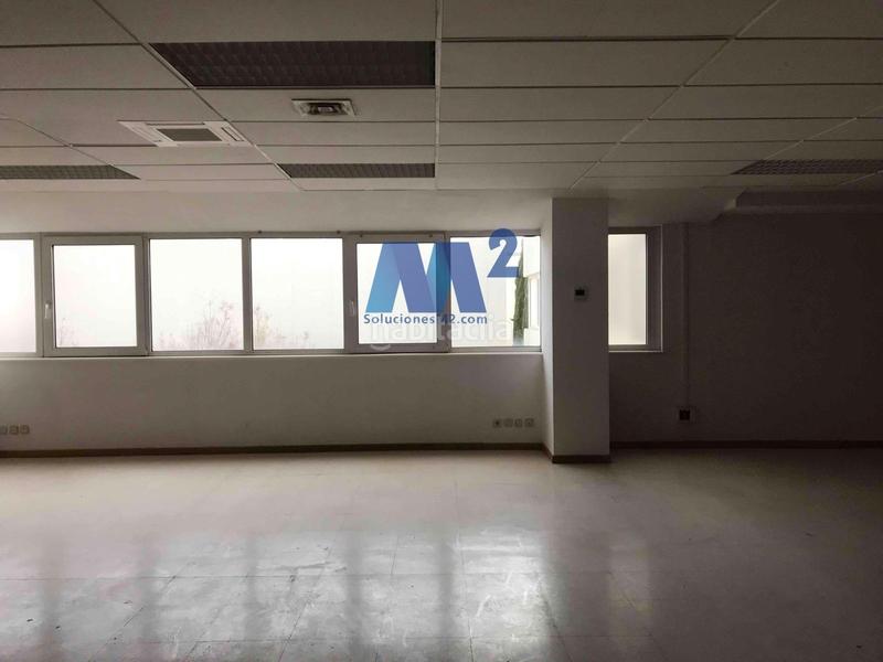 Foto c4e1bda0-9ae0-4c31-ac10-4281b8cff69a. Location bureau dans Poligono El Nogal - Malatones - Río de Janeiro Algete