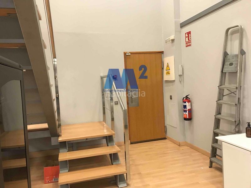 Foto 04127155-aeff-4c96-99de-5b62af47ccb2. Miete büro mit parking in Zona Industrial Alcobendas