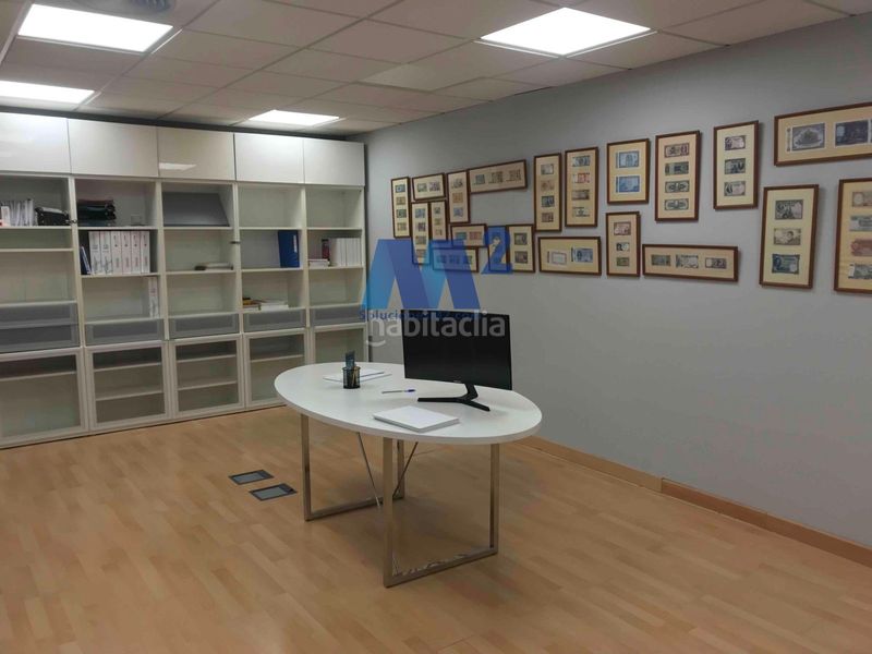 Foto e5bc8881-7449-4d1d-a9bd-649476ab5d9d. Miete büro mit parking in Zona Industrial Alcobendas