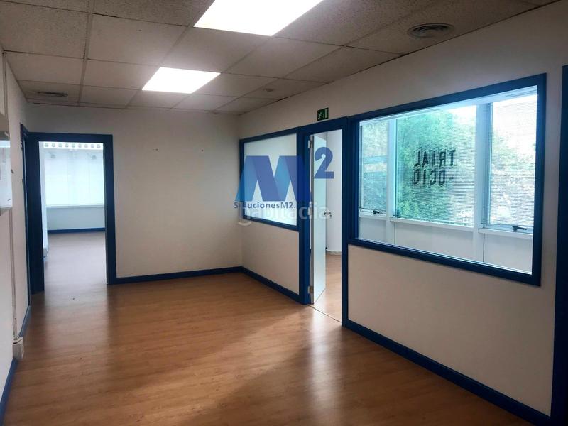 Foto 6169f4cb-7785-44df-a9ff-c283b023c76b. Rent office space with heating parking in Polígono Industrial-Norte San Sebastián de los Reyes