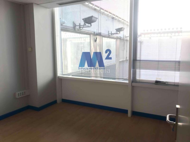 Foto ff825779-8d28-46e9-b4bb-e865555ba238. Rent office space with heating parking in Polígono Industrial-Norte San Sebastián de los Reyes