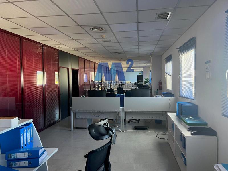 Foto 131d4b9e-6728-45fc-8816-fbfce07c44e0. Rent industrial building in Montserrat-Parque Empresarial San Fernando de Henares