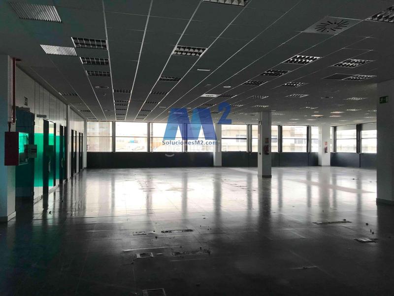 Foto b9ae9241-73b5-4386-b769-256fd2262c00. Location bureau avec parking dans Zona Industrial Alcobendas