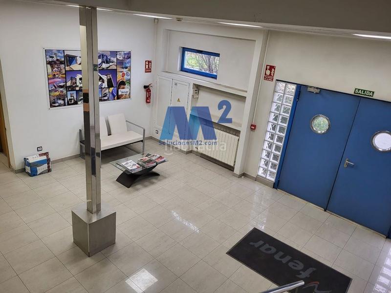 Foto 0557b503-3df5-47fc-bfc1-8fc32899adee. Capannone industriale in Trobajo del camino