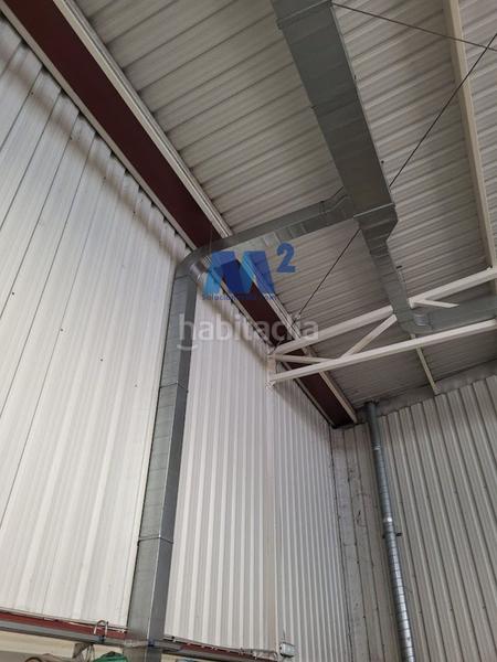 Foto 0af8779d-a34f-4870-92a8-c4336b84aae6. Capannone industriale in Trobajo del camino