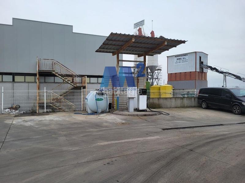 Foto 7d6005eb-28b2-4dc5-92a6-cd334d5f7ccf. Capannone industriale in Trobajo del camino