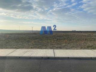 Finca rústica a Estación-Cruz Roja. Parcela industrial en venta en illescas central iberum