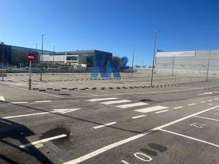 Rent Residential Plot in Zona Industrial. En alcobendas