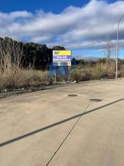 Terreny residencial  Carpinteros. Parcela industrial 25.400 m yunqueraventa