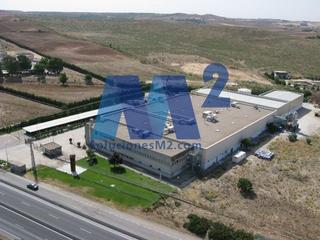Nau industrial a Poligono El Nogal - Malatones - Río de Janeiro. En algete